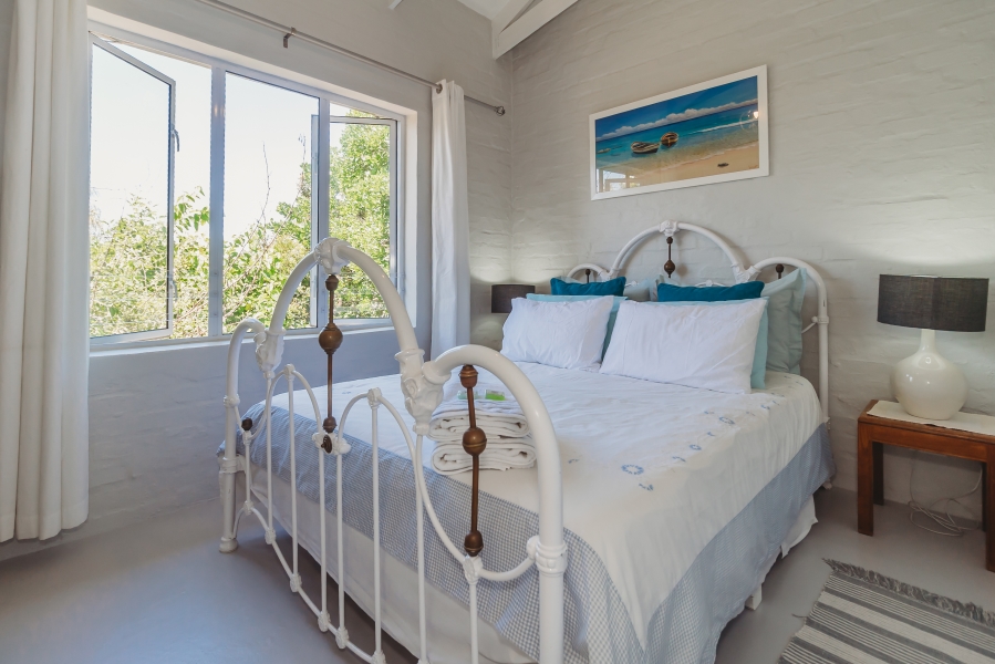 4 Bedroom Property for Sale in Fernridge Western Cape